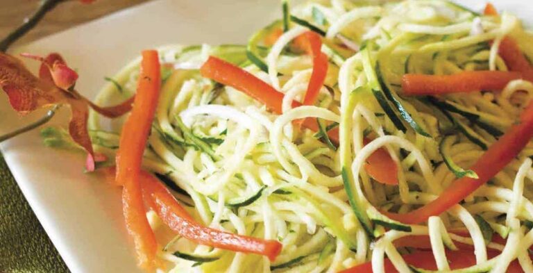 Comment faire des nouilles courgettes avec sauce marinara
