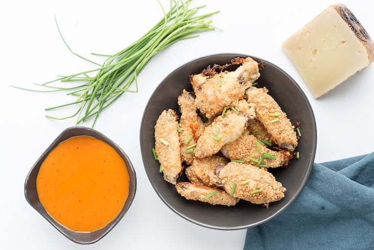 Recette des ailes parmesan à l'ail - Dr Axe