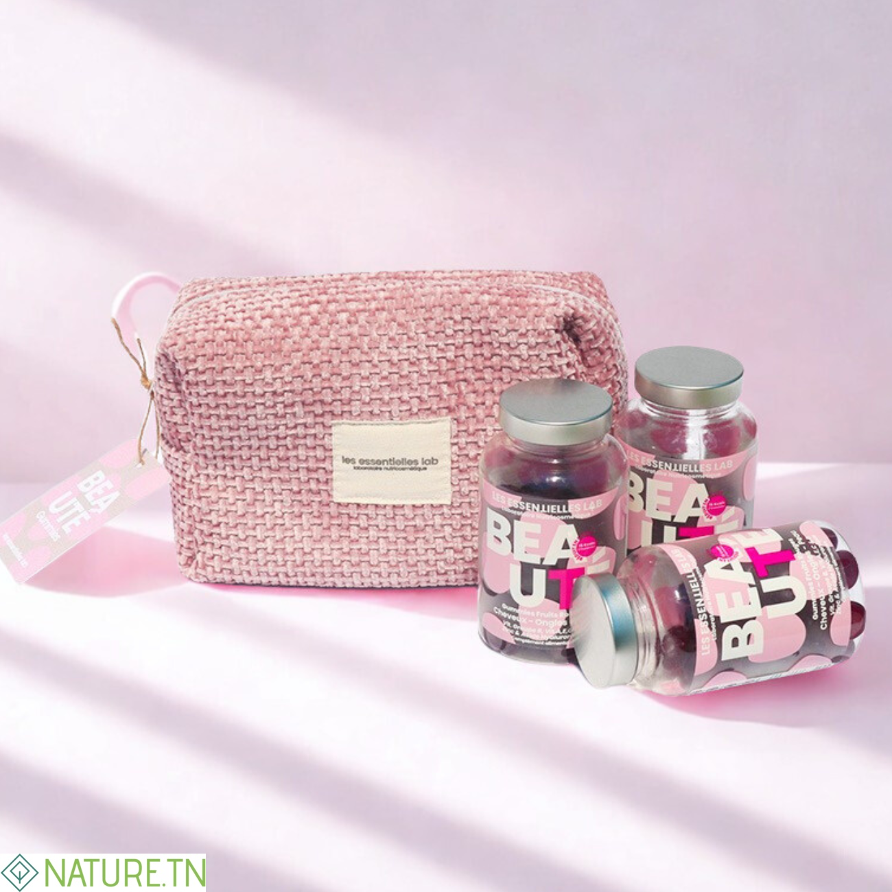 LES ESSENTIELLES LAB TROUSSE BEAUTE GUMMIES FRUITS ROUGES 3 BOITES 1 LES ESSENTIELLES LAB TROUSSE BEAUTE GUMMIES FRUITS ROUGES 3 BOITES 1