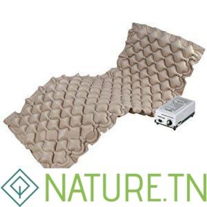 MATELAS A AIR DYNAMIQUE / ANTI ESCARRES A STRUCTURE ALVEOLAIRE